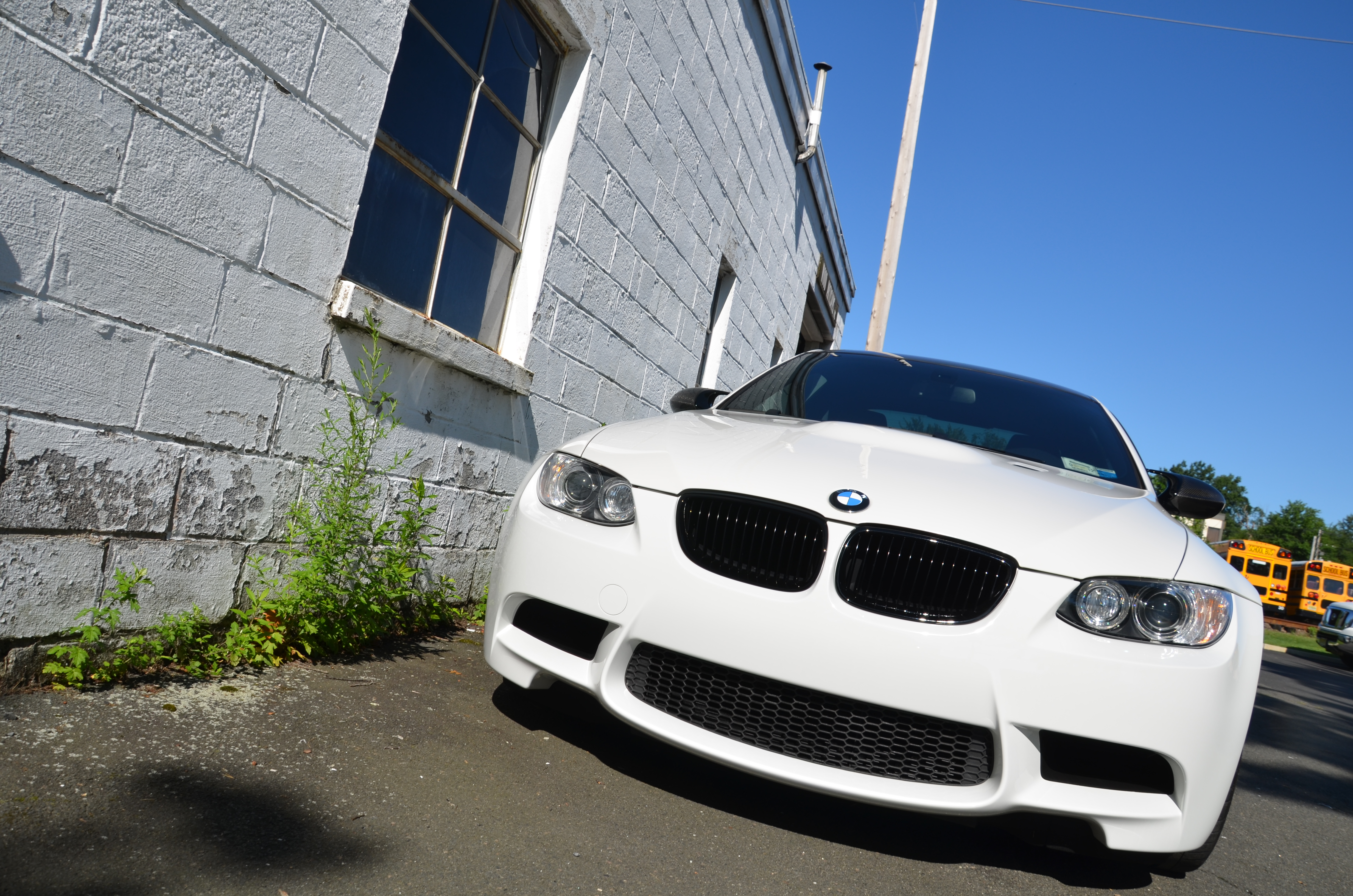 Anyone have a source for alpine white glossy vinyl? - BMW M3 Forum