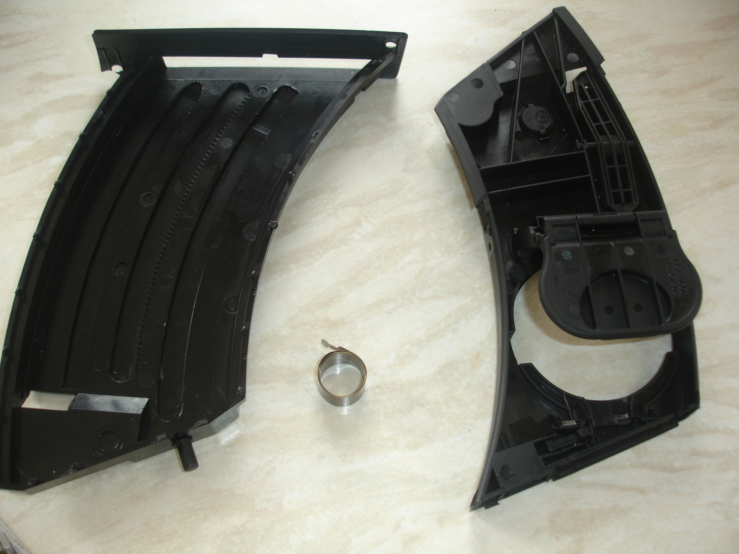 Bmw e60 deals cup holder replacement