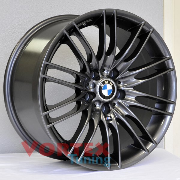 Featured image of post Bmw 260M Wheels The e82 squeezed e9x suspension into a tighter and smaller exterior