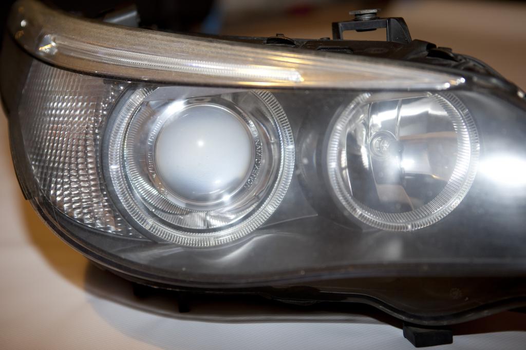 E60 E61 LCI - Round Angel Eyes (5 Series & M5 Halogen Headlights