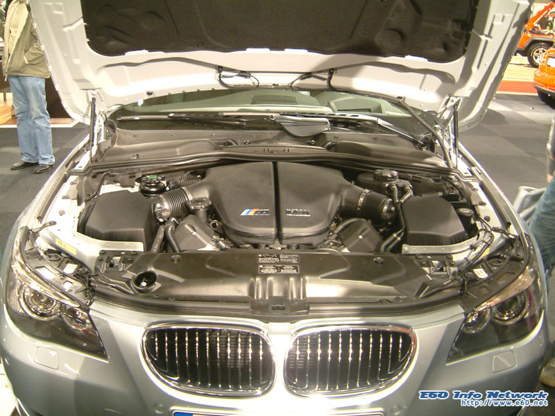 Options Engines  My2006 M5  -  BMW M5 Engine