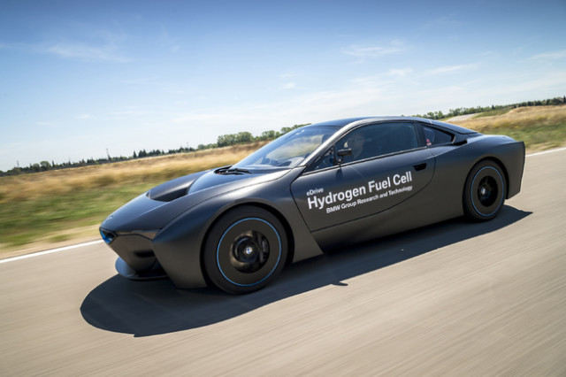 i8 Gets New Body and New Hydrogen Drivetrain